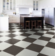 Küche mit Project Floors